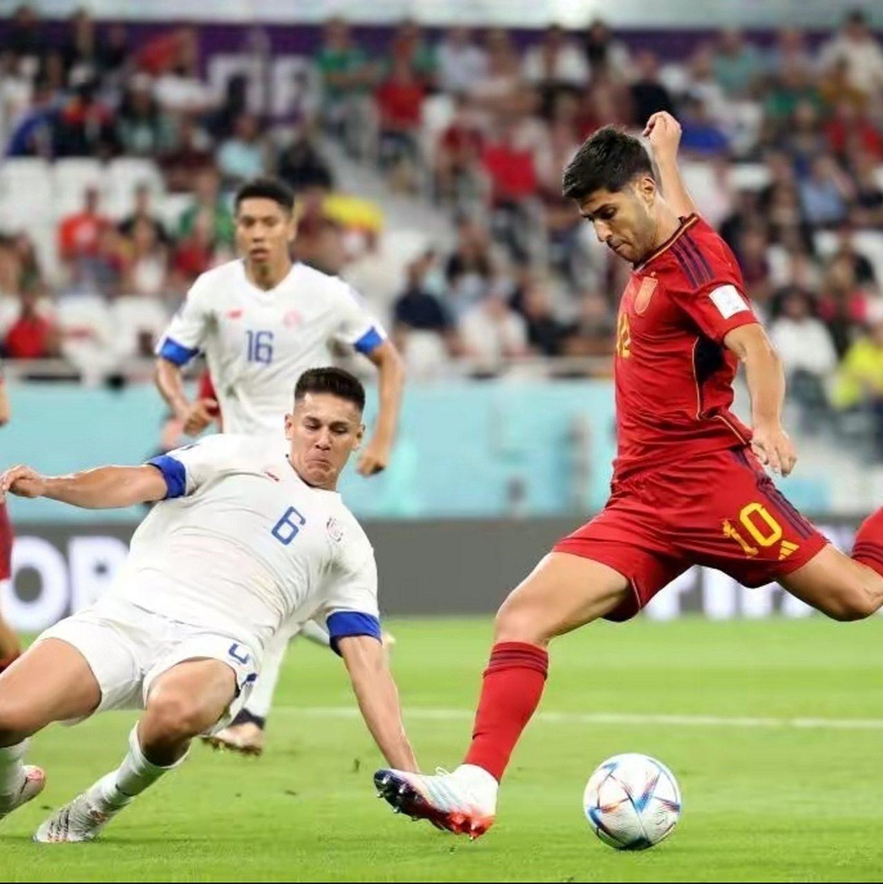 亚博体育-西班牙强队对决,球场上气氛热烈怎么办